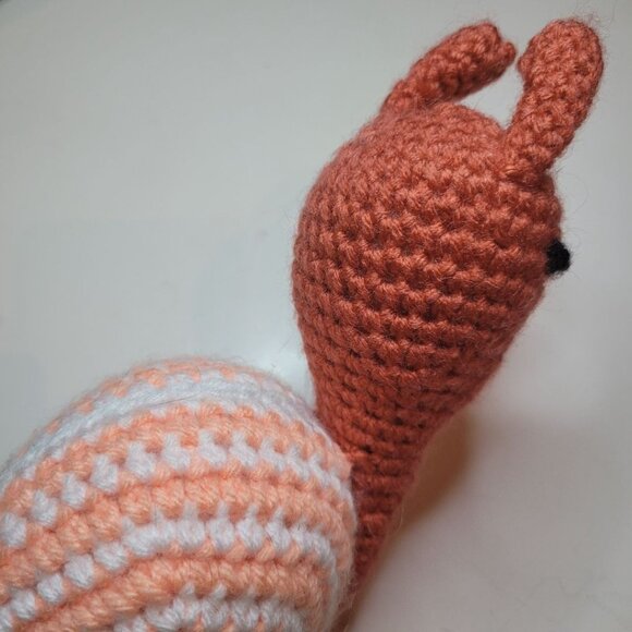 Handmade Snail Peach White Swirl Crochet Stuffed Plush Bug Animal Toy - Picture 7 of 10
